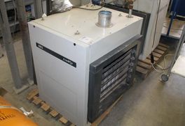 Langwerpig Bevestiging Rang Gasgestookte heater UNIVERSUM Lownox URS 41H/L. 4300 m3/u. Bouwjaar 2000.  Afmeting 79 x 105 cm. Hoogte 84 cm. | HNVI veilingen